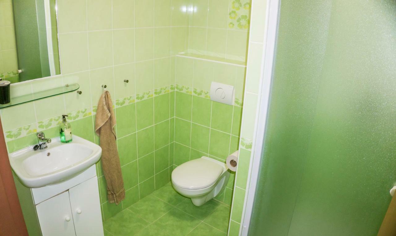 Penzion U Dablova Kopyta Rakvice Bagian luar foto